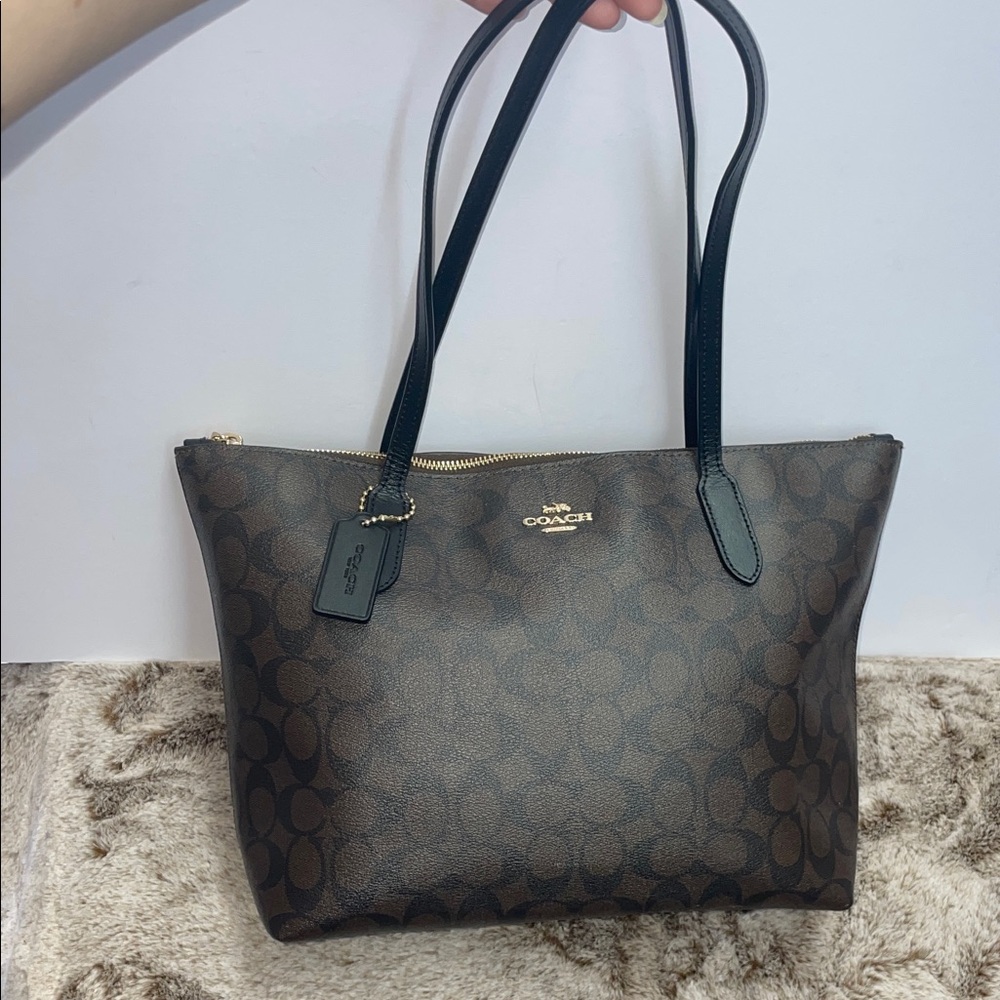 Coach Zip Top Signature Tote
